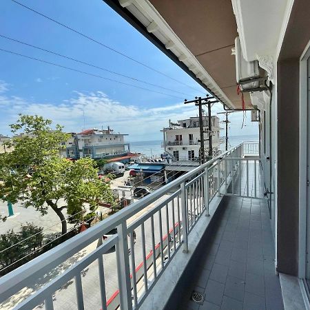 Appartamento Nisel Seaside Paralía Esterno foto